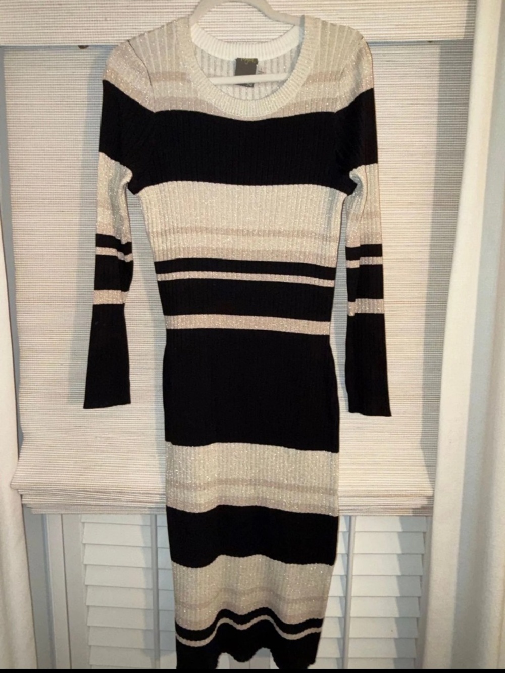 Taylor | Black & Gold Sparkle Colorblock Striped Longsleeved Midi Dress | Size L
